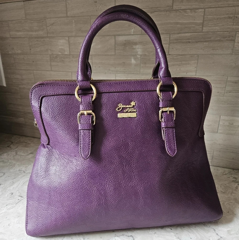 Jeanne  Lottie Leather Hand Bag